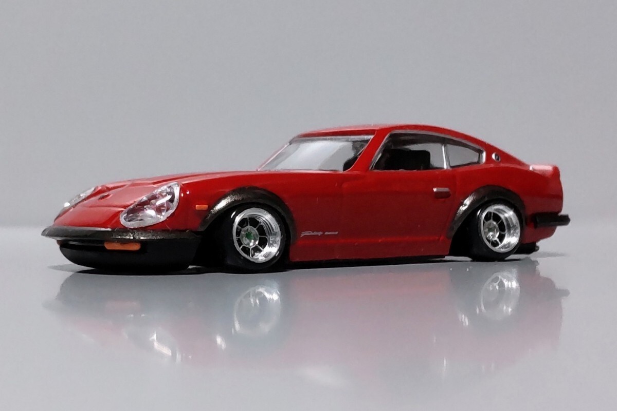 rare 1/64 out of print famous car collection Nissan Fairlady 240ZG HS30 modified Fairlady Z S30 deep rim is cocos nucifera lowrider custom modified (1/64)