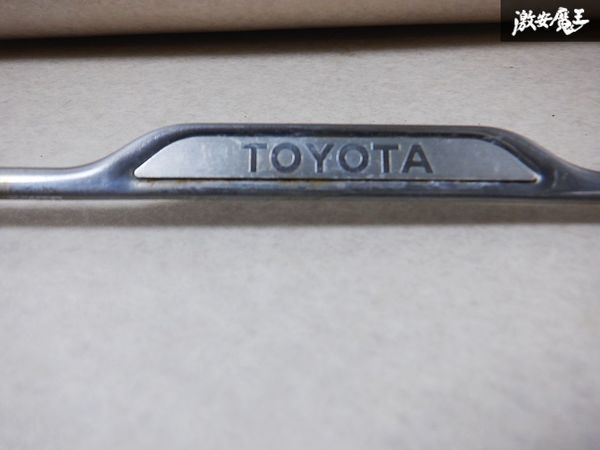 TOYOTA トヨタ純正 ナンバーフレーム ライセンスフレーム 金属フレーム 棚2H6C_画像2