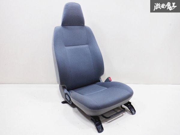  Toyota original TRH214W 200 Hiace Wagon DX 2007/2 front seat driver's seat right driver`s seat 