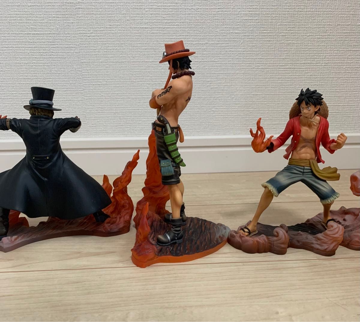 ワンピース ONE PIECE brotherhood ルフィ サボ エース 三兄弟 ワンピース ONE PIECE brotherhood ルフィ サボ エース 三兄弟