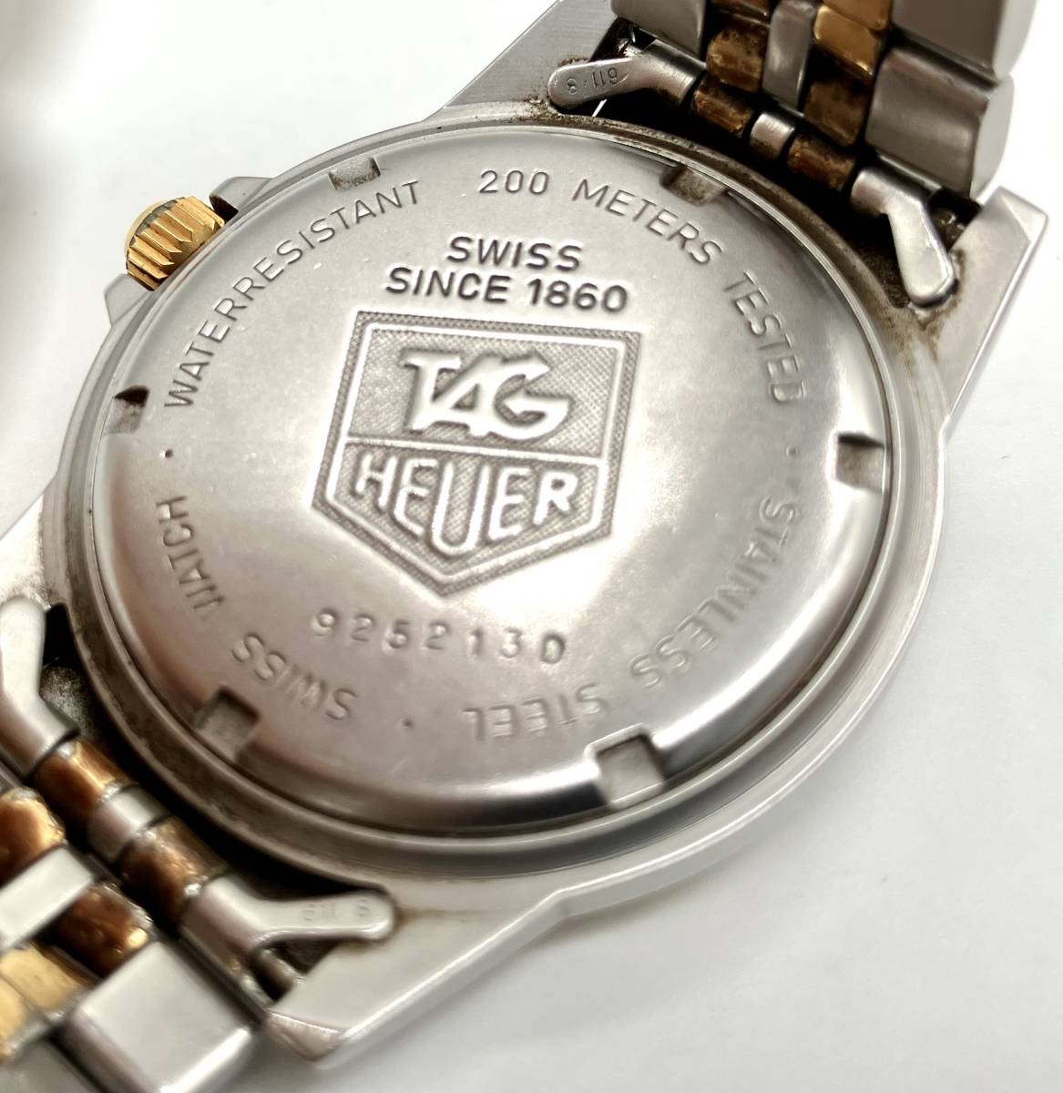 ジャンク【ガラス内くもり/バックル不良】 TAG HEUER タグホイヤー プロフェッショナル 980.020N 腕時計 クォーツ_画像2