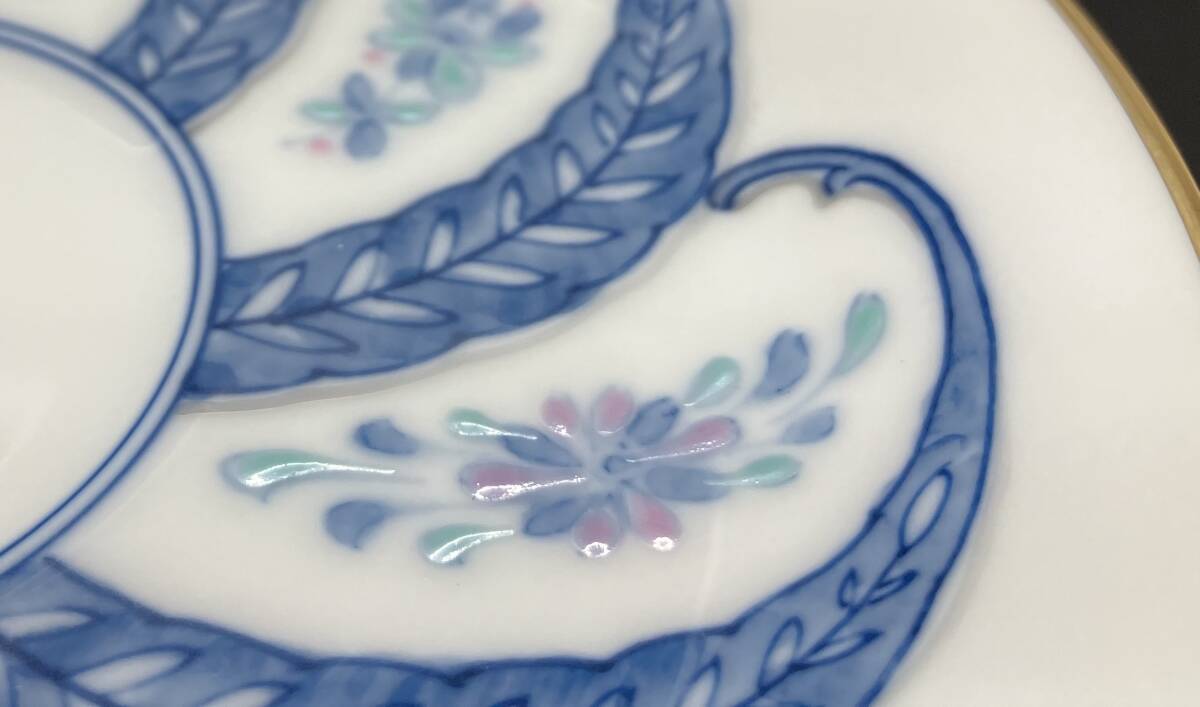 大倉陶園 呉須更紗 カップ&ソーサー 2客セット 金彩 手描き 洋食器 大倉陶園 呉須更紗 カップ&ソーサー 2客セット 金彩 手描き 洋食器