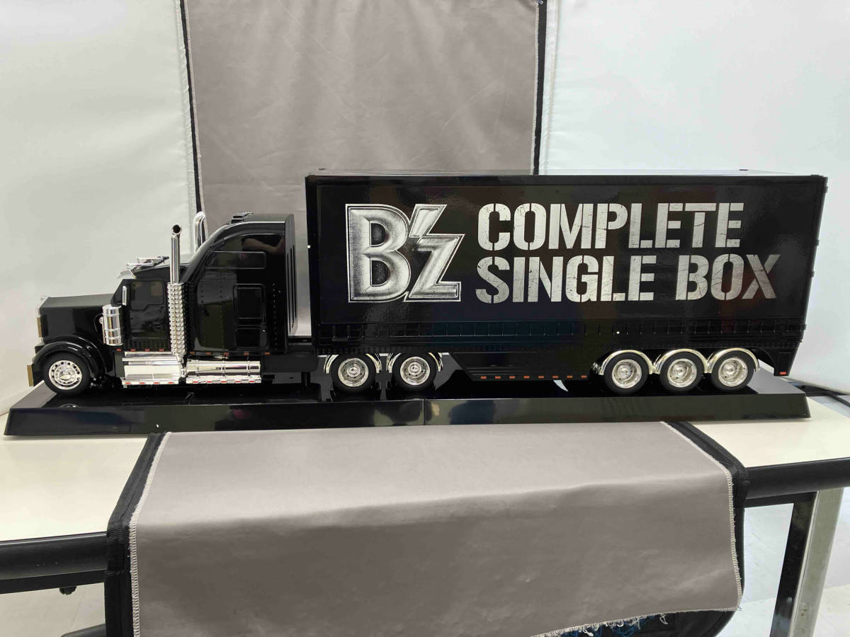 B'z CD B'z COMPLETE SINGLE BOX(Trailer Edition)(セブンイレブン限定)_画像1