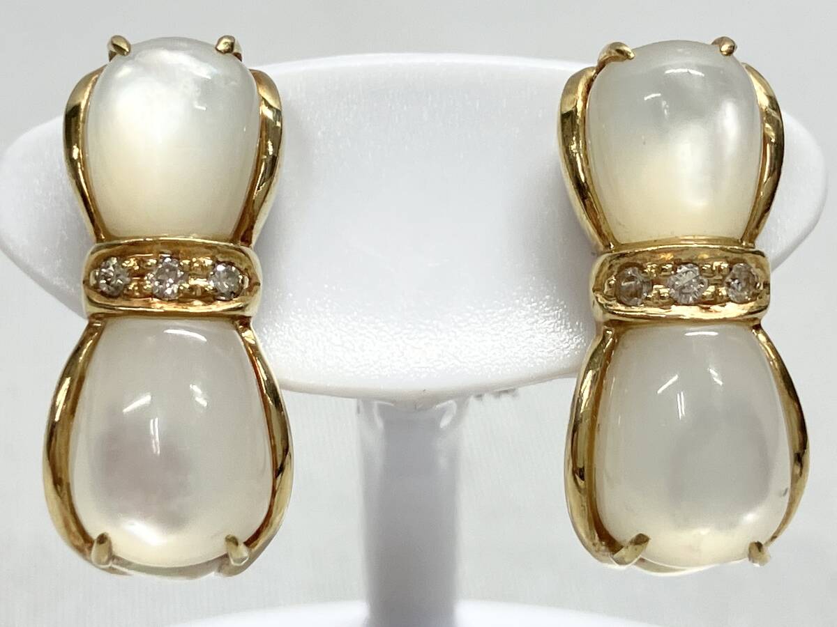 上品なファッション K18 ダイヤ0.08ct×2 イヤリング 6.2g H1.8×W0.8cm ネジ式 リボンモチーフ ダイヤモンド