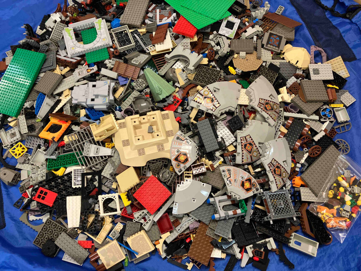 LEGO レゴ オールドレゴ バラバラ ブロック パーツ プレート ミニフィグ 大量 7kg以上 まとめ売り ※特殊パーツ 基礎板 お城シリーズ_画像1