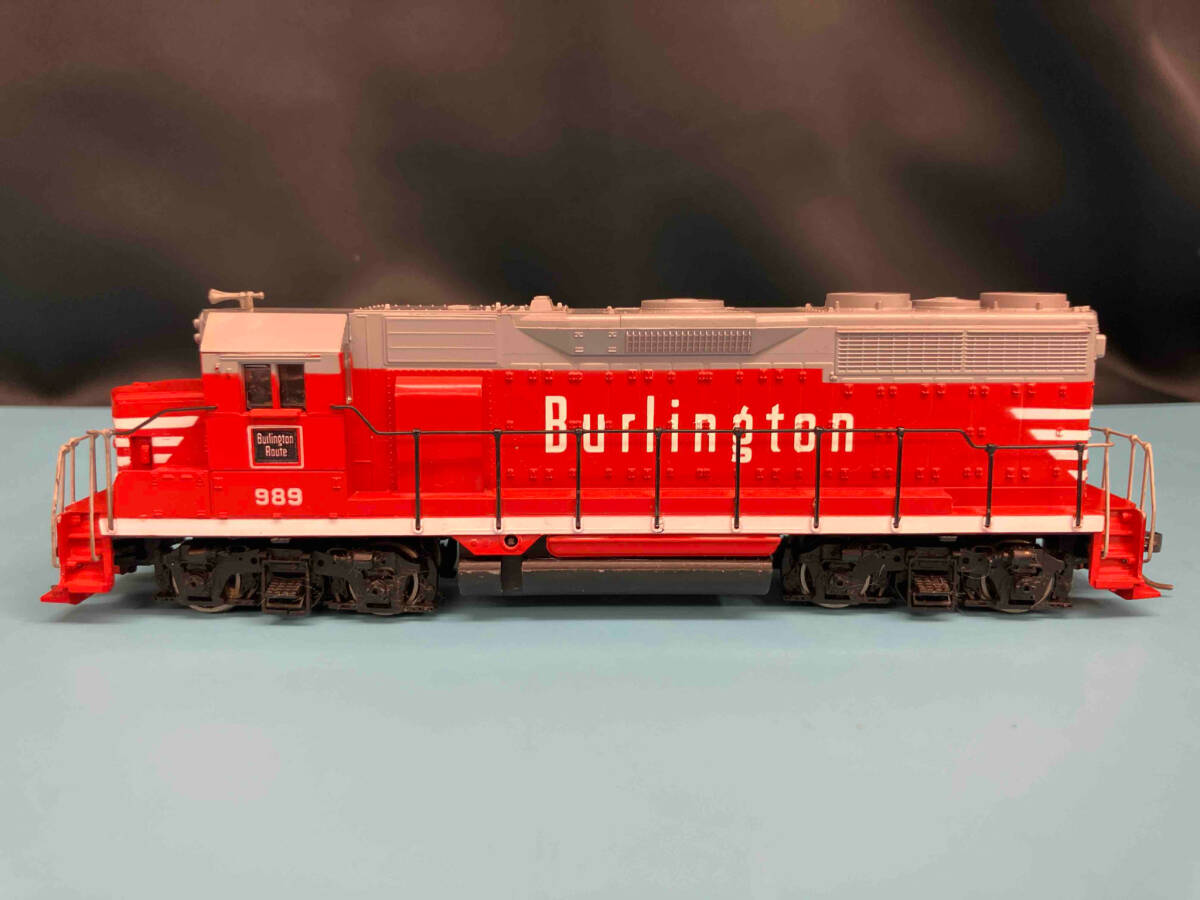  railroad model Athearn HO gauge 4203 power CB&Q Burlington bar Lynn ton GP 35 989