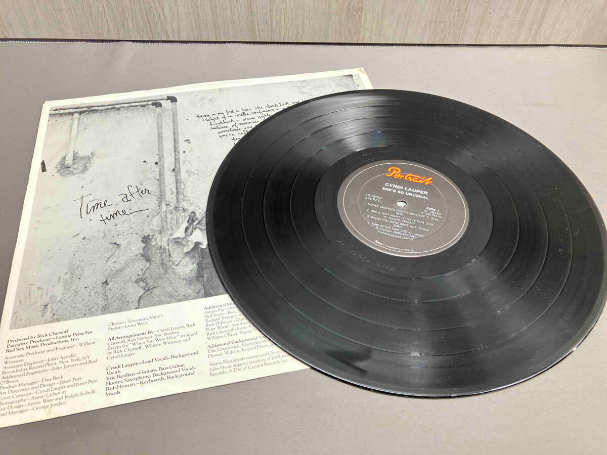 【LP盤Rock】CYNDI LAUPER / SHE'S SO UNUSUAL （FR38930）シンディーローパーの画像4