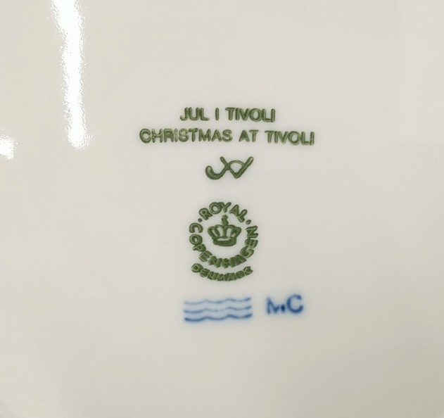 ロイヤルコペンハーゲン プレート イヤープレート 1990年 チボリのクリスマス ブランド食器 箱付き_画像5