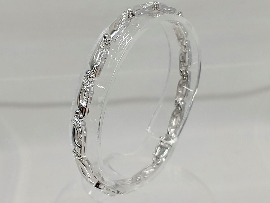 【驚きの値段で】 Yahoo!オークション - K18WG ダイヤ0.30ct 約17.5㎝ 総重量約 ホワイトゴールド