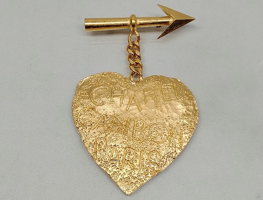 CHANEL Chanel 93P брошь бренд аксессуары Heart Arrow Vintage Gold цвет аксессуары женский мужской 