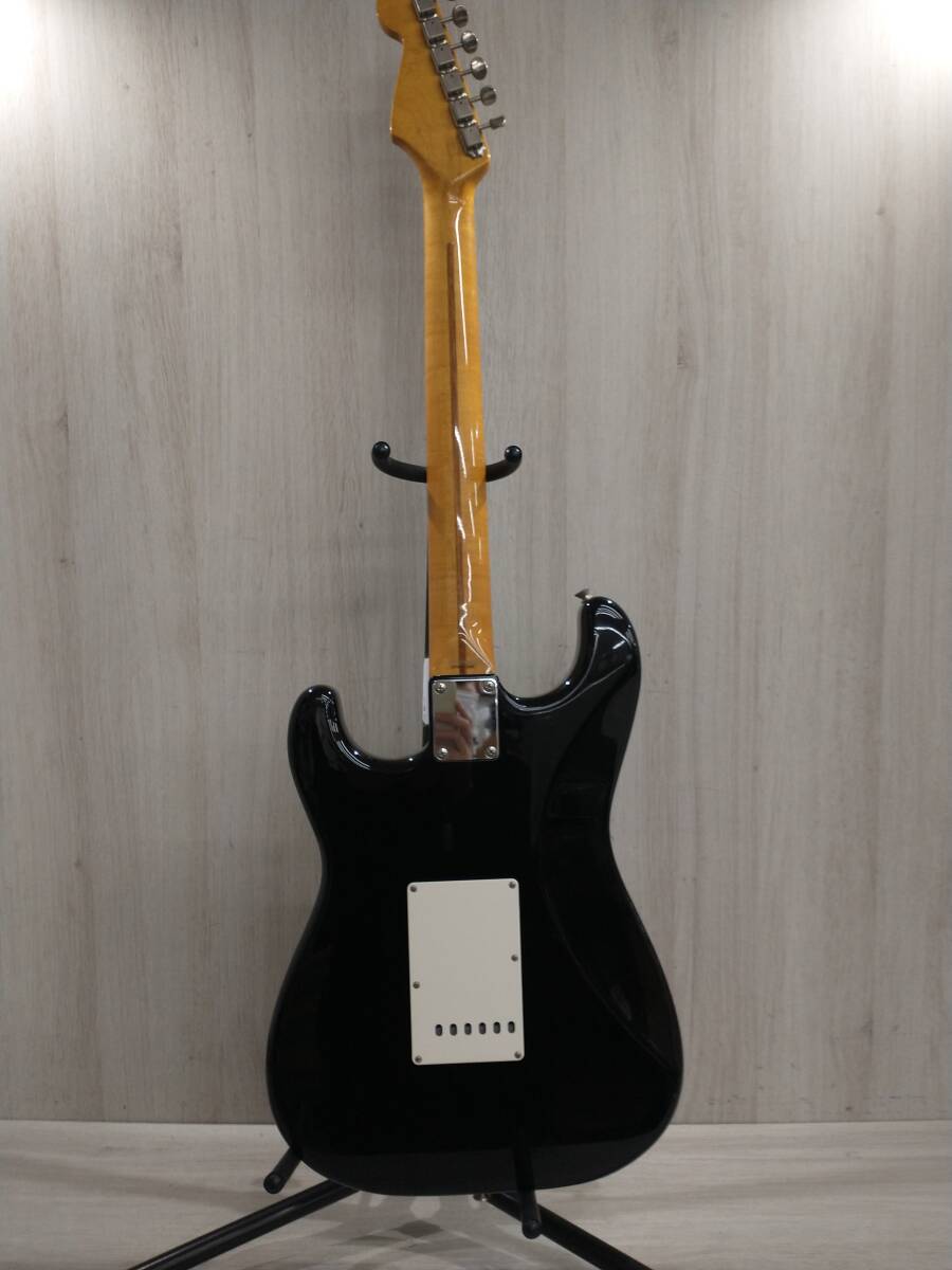 Fender JAPAN Stratocaster エレキギター_画像3