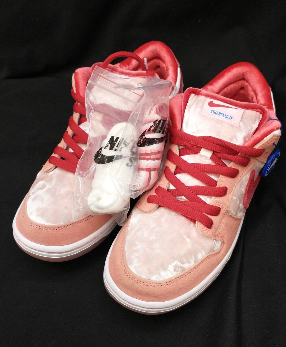 [未使用] NIKE STRANGELOVE SB DUNK LOW VALENTINE DAY ストレンジラブ ダンク バレンタイン 26.5cm ピンク レッド CT2552-800 店舗受取可_画像2