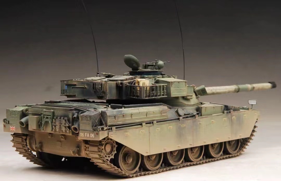 1/35 イギリス主力戦車 チーフテン MK5 組立塗装済完成品_画像3