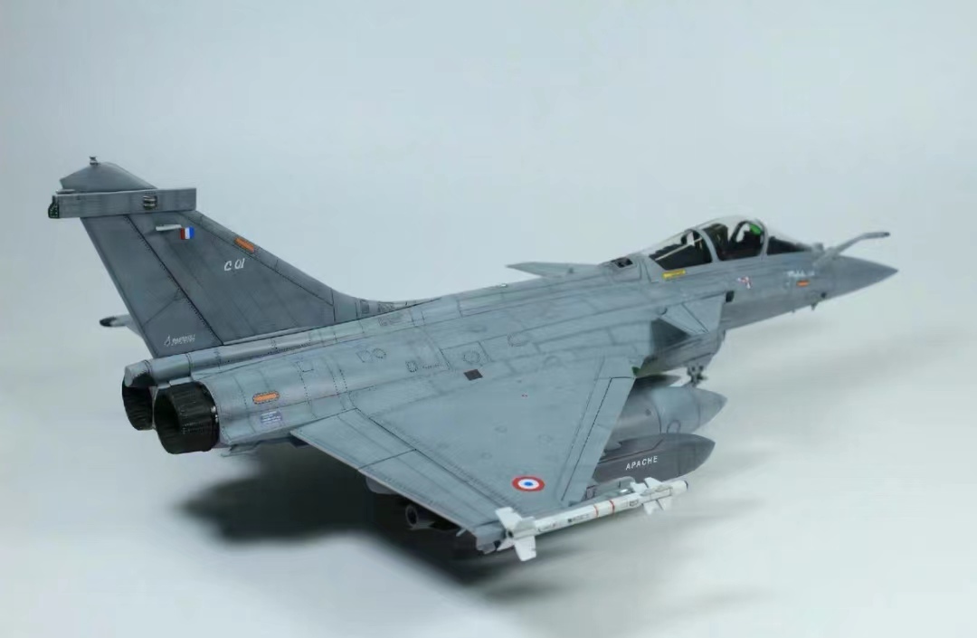  1/48 フランス空軍 ラファールC 組立塗装済完成品_画像5