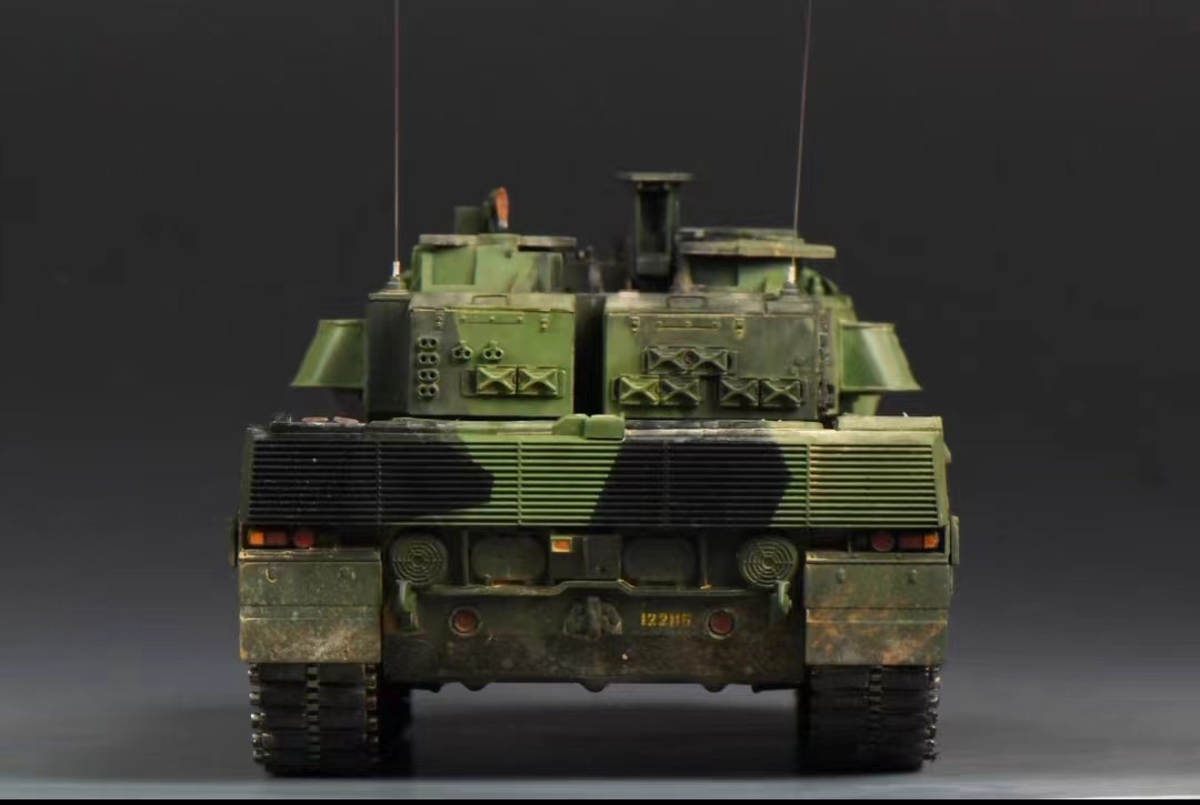 1/35 スウェーデン.Strv122 主力戦車 組立塗装済完成品_画像7