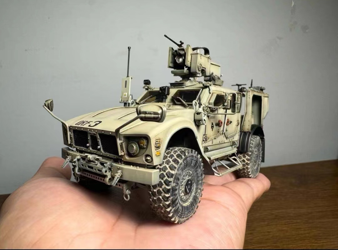 1/48 アメリカ軍 M-ATV 装輪歩兵戦術支援装甲車 組立塗装済完成 1/48 アメリカ軍 M-ATV 装輪歩兵戦術支援装甲車 組立塗装済完成