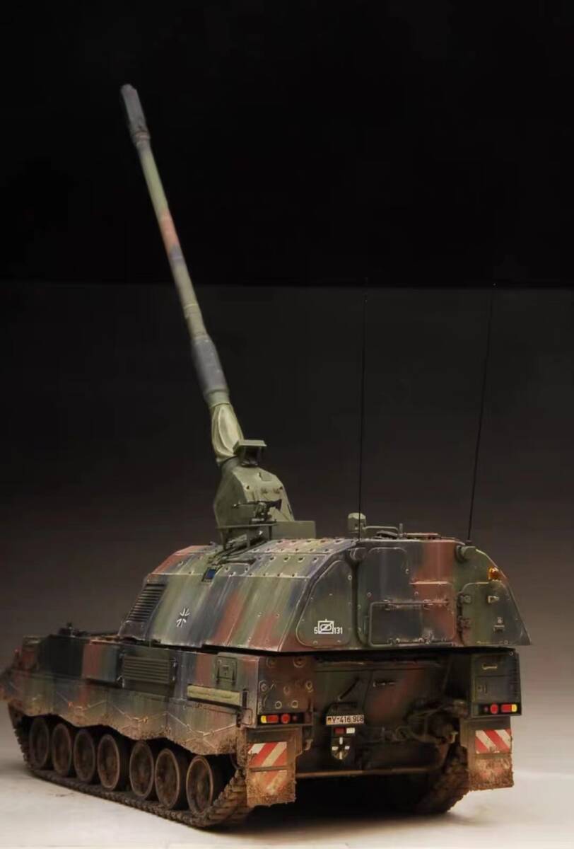 1/35 ドイツ PZH2000 自走砲 組立塗装済完成品_画像2