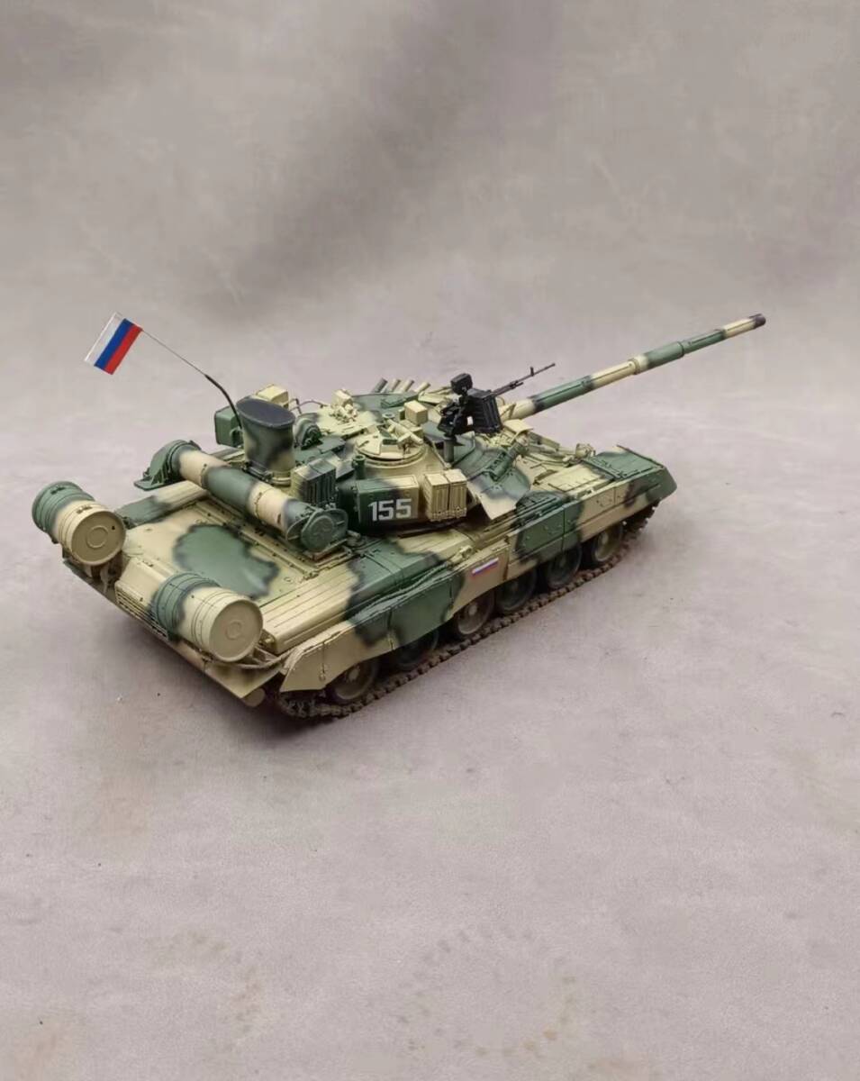 1/35 ロシア軍 主力戦車 T-80U 組立塗装済完成品_画像8