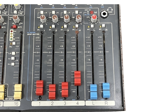 【引取限定】Allen&Heath アレンアンドヒース GL2000 アナログミキサー PA機材 音響機器 中古 直 M8641794_画像4