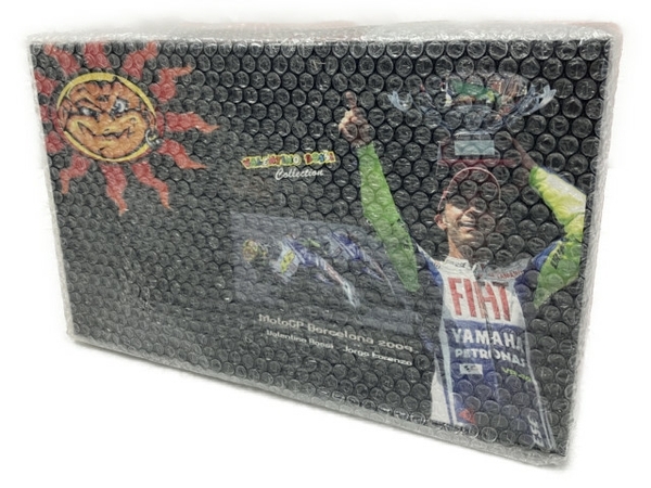 MINICHAMPS VALENTINO ROSSI MotoGP Barcelona 2009 Limited Edition 2009 PCS with DVD 1/12 ミニカー 未使用 未開封 T8670580の画像1