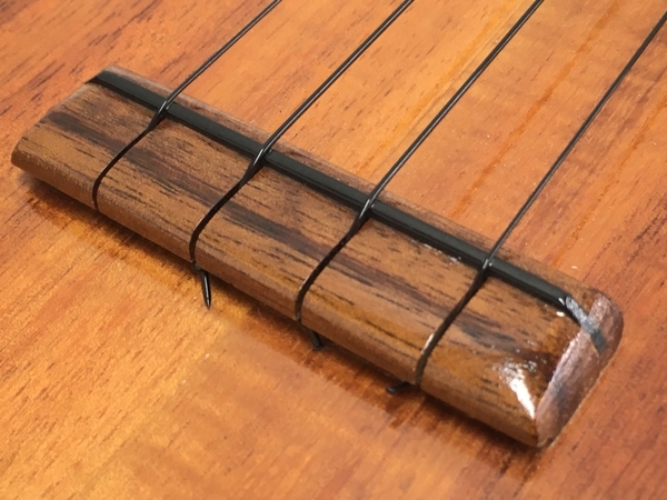 ウクレレ kamaka ukulele HAND CRAFTED ケース付き 弦楽器 4弦 音楽 演奏 中古 T7870345_画像7