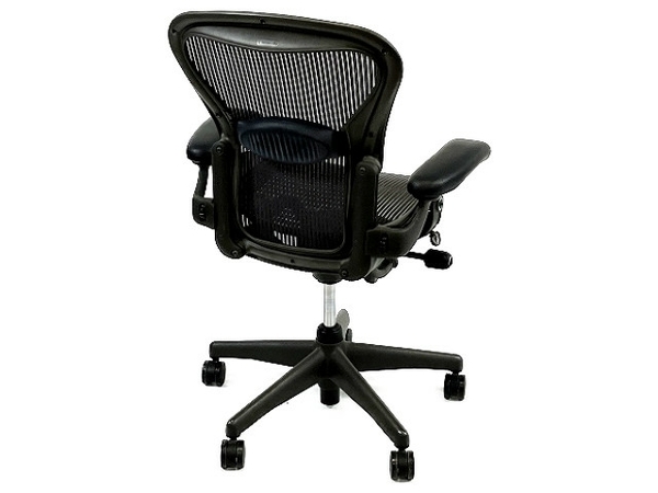 【動作保証】 Herman Miller ハーマンミラー Aeron Chair アーロンチェア オフィスチェア ゲーミングチェア 家具 椅子 中古 楽 T8703417の画像7