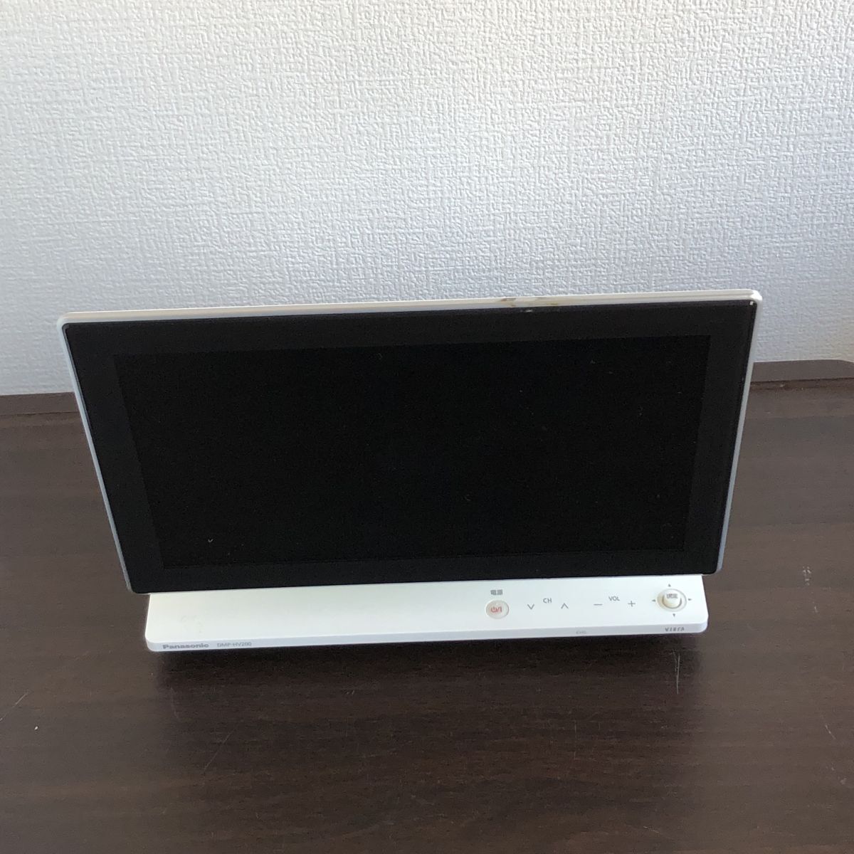 ▲動作OK パナソニック 10V型 液晶 テレビ DMP-HV200 ポータブル地上デジタルテレビ/43-35の画像2