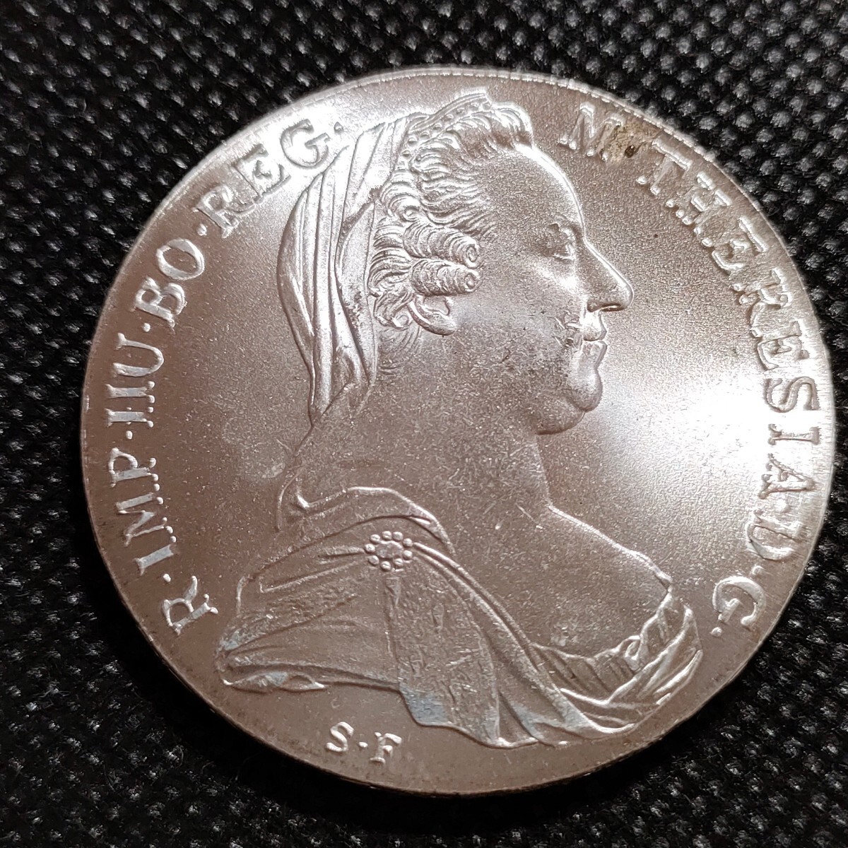 4507 オーストリア マリア・テレジア 約40mm 海外コイン 古銭 アンティーク 貨幣の画像1