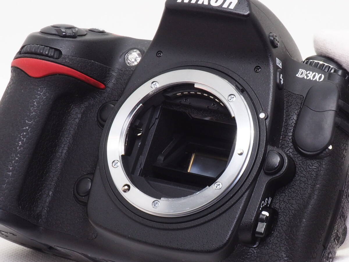 ニコン Nikon D300 ボディ 《 往年の名機 スレ少 S数14922回 》 #01016361_画像10