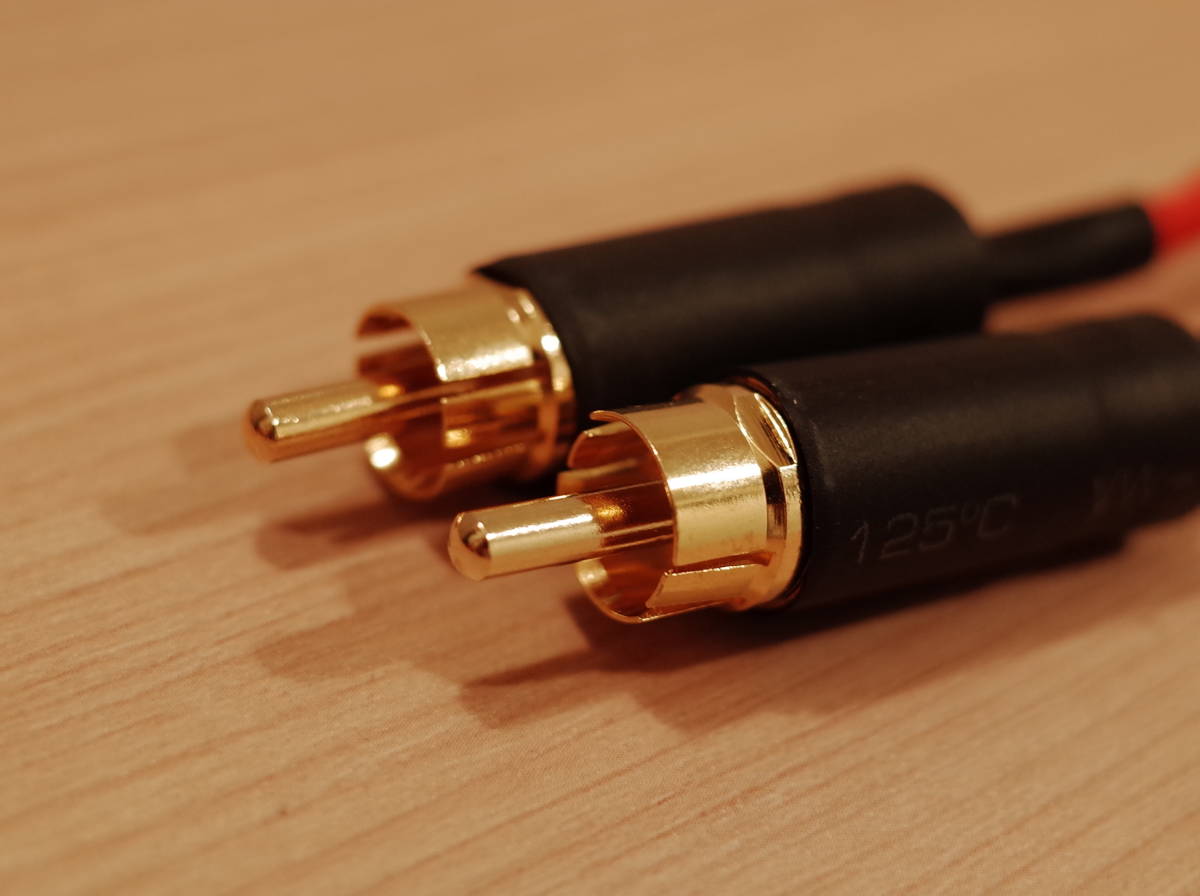 ★ BELDEN 8412 RCA-L型ステレオミニプラグ3.5mm 変換ケーブル 4m (分岐長め 50cm)Yケーブル 金メッキ NYS352AG OYAIDE P-3.5GL ★_画像3