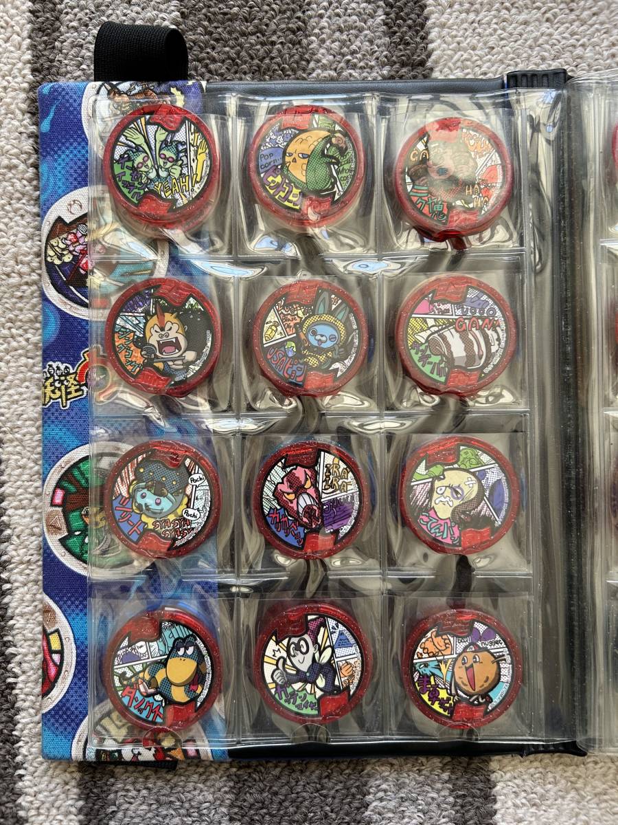 まとめ売り 妖怪メダル 94枚 専用の入れ物付き 妖怪ウォッチ メダル 大量_画像3