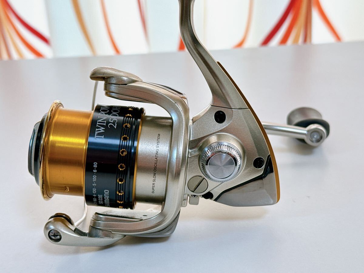 シマノ 06ツインパワーMg 2500HGS SHIMANO TWIN POWER 日本製 シマノ 06ツインパワーMg 2500HGS SHIMANO TWIN POWER 日本製
