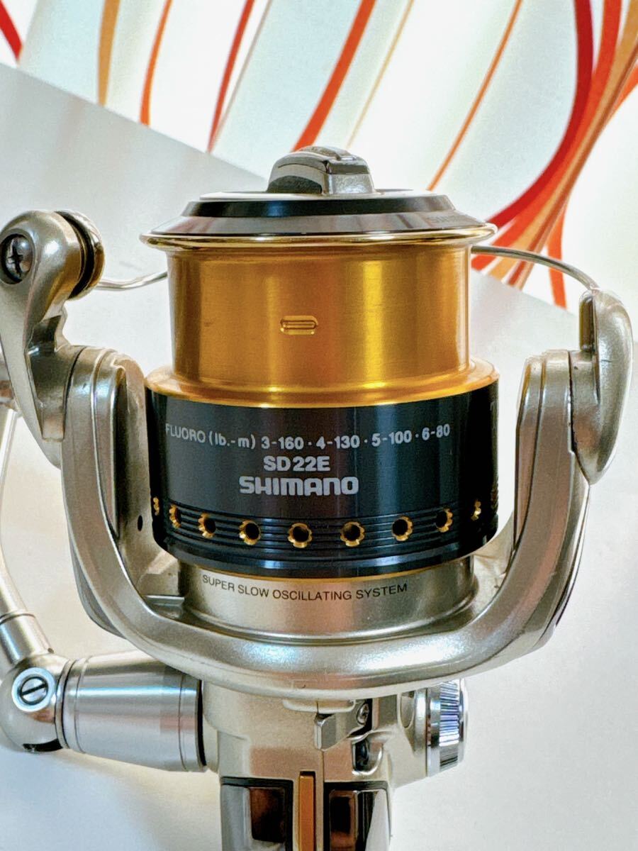 シマノ 06ツインパワーMg 2500HGS SHIMANO TWIN POWER 日本製 シマノ 06ツインパワーMg 2500HGS SHIMANO TWIN POWER 日本製