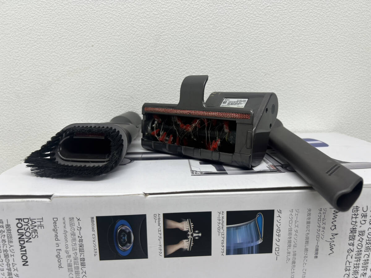 【BF-6522】【１円～】dyson v7trigger ダイソン 掃除機 ハンディクリーナー 動作確認済み 付属品 箱入り コードレス シルバー_画像5