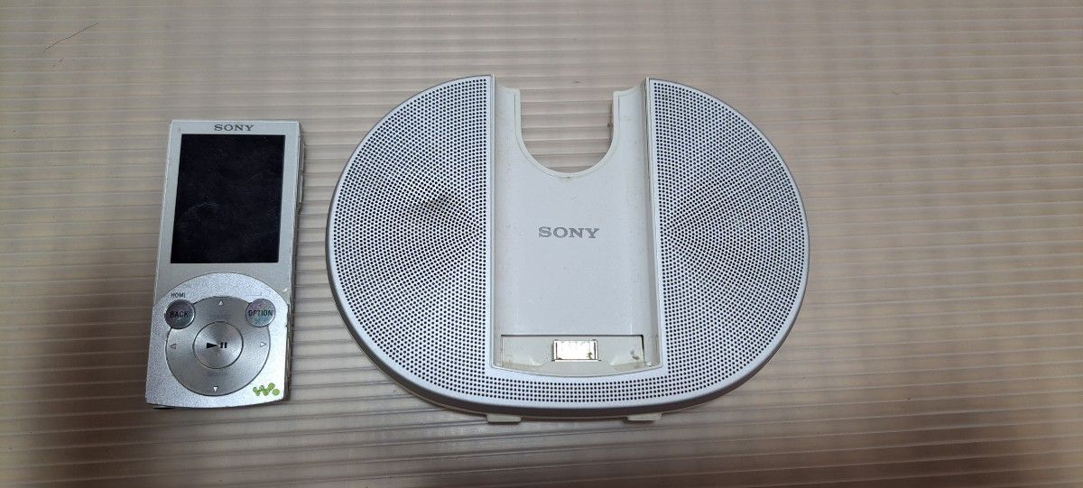 SONY ソニー ウォークマン WALKMAN ホワイト