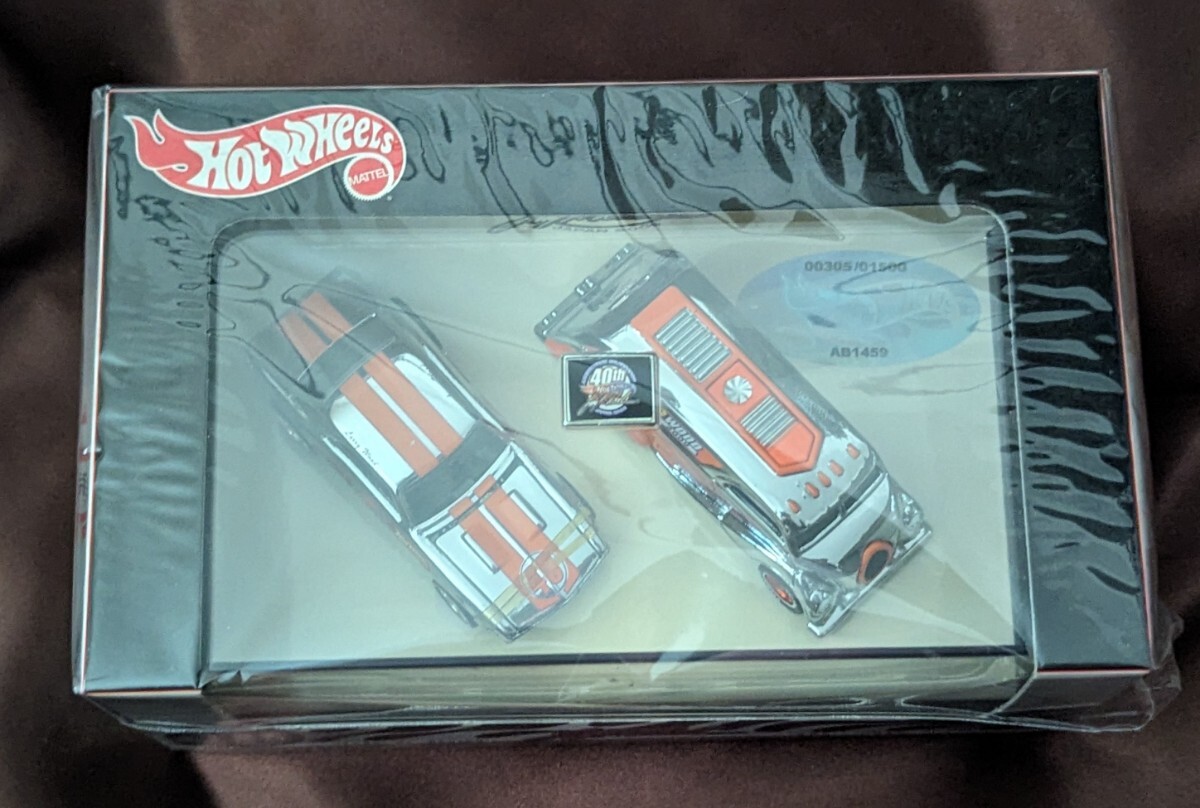 Hot Wheels 2009 Japan Custom Car Show 2-Cars Set '67 Camaro / Deco Delivery ホットウィール コンベンション 1500セット限定_画像3