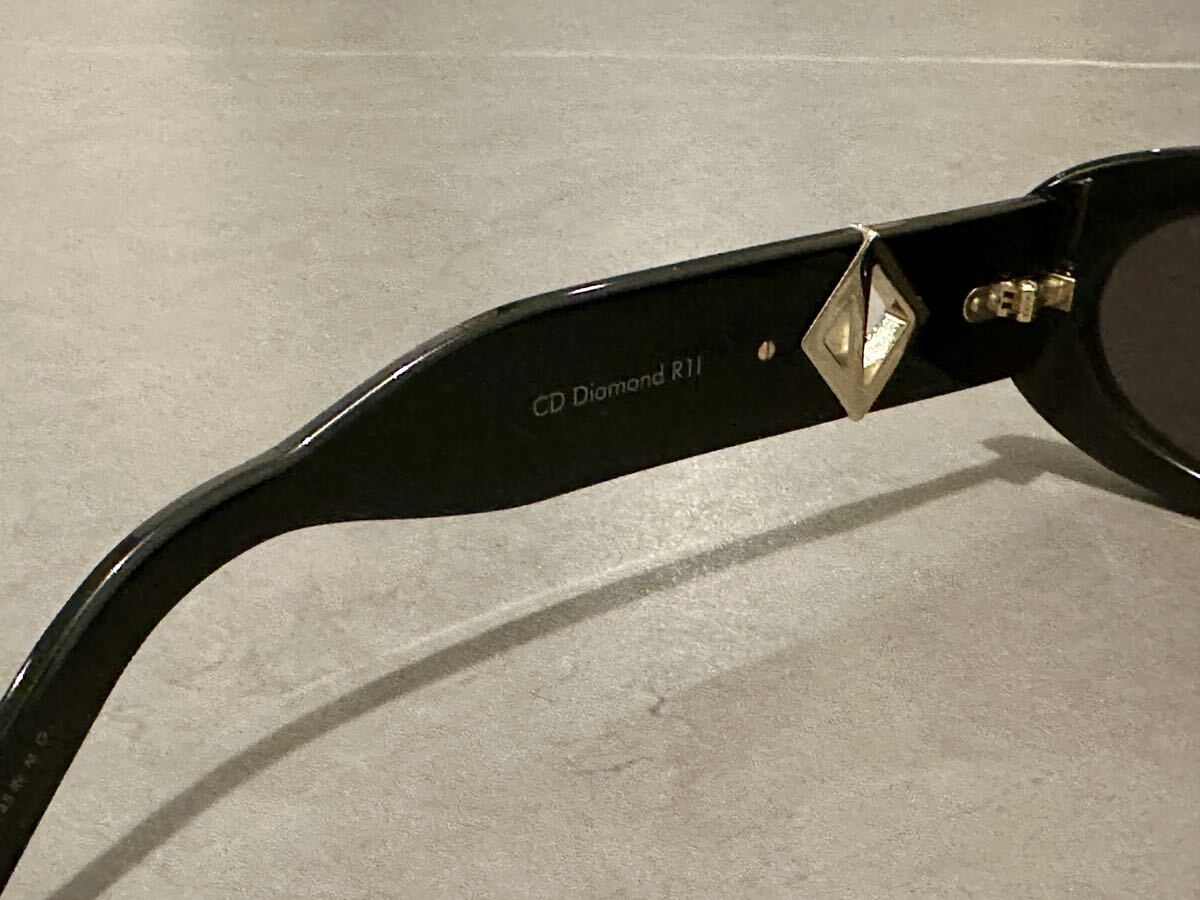 新品 Dior x CACTUS JACK CD Diamond R1I Rounded Sunglasses 新品 Dior x CACTUS JACK CD Diamond R1I Rounded Sunglasses