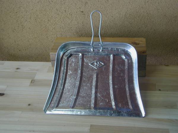 A64 culture .... corrugated galvanised iron tin plate Chile toli made in Japan postage 350 jpy 