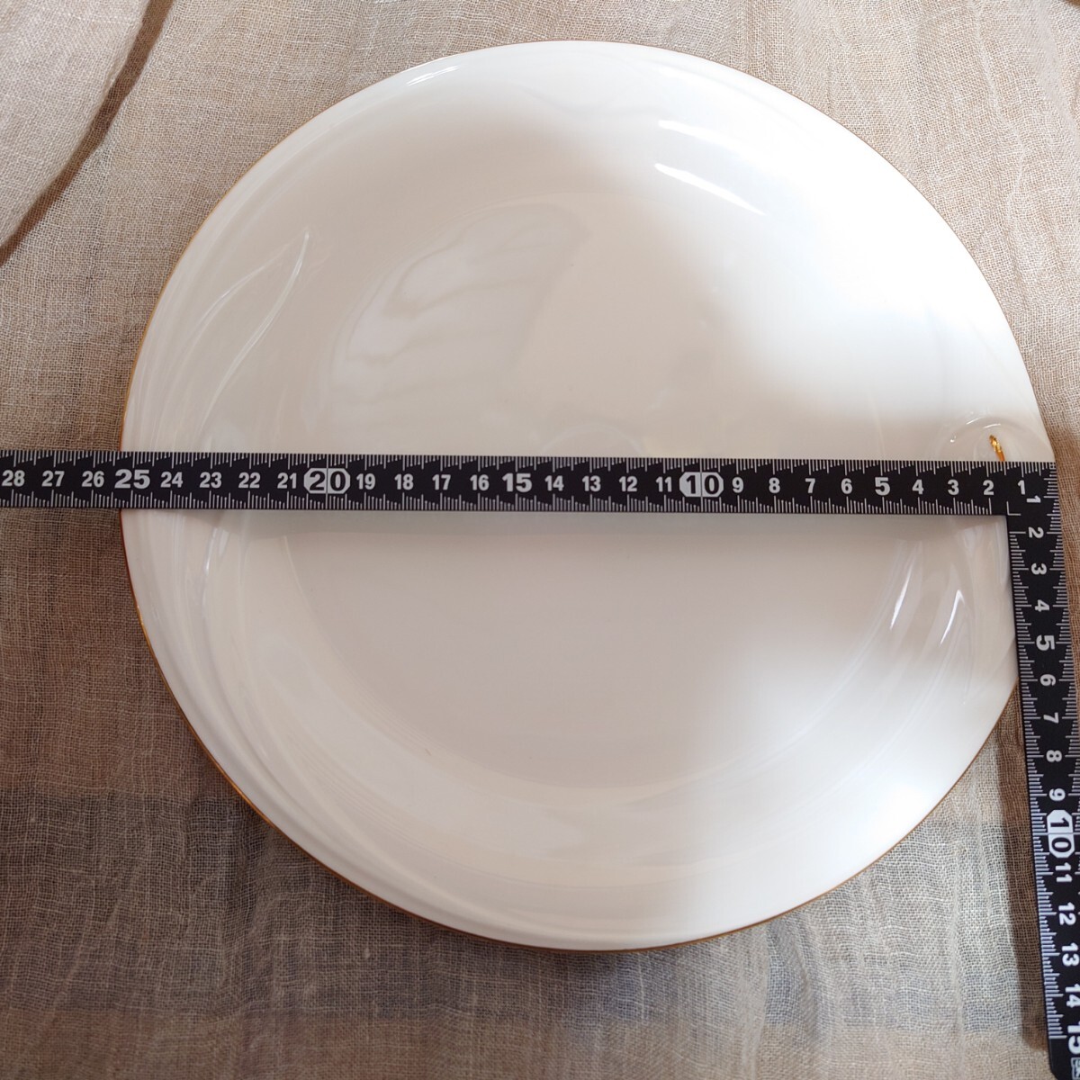 ★未使用★古い品です★たち吉 RICHFIELD 洋食器 ヴァンセーヌベリーセット 大皿約25.7 小皿約15.1×5枚 ホワイト 白の画像5
