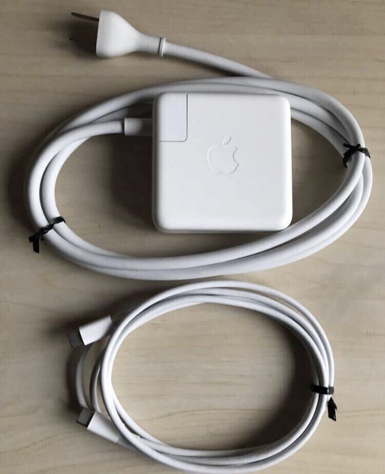 Apple 純正 USB-C電源アダプタ61W A1718 ケーブル 付き 動作は確認済み_画像1