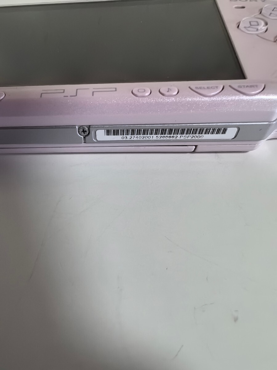 SONY PSP 3000 本体 動作品　PSP 2000本体通電不可ジャンク品　2本入中古現状 _画像3