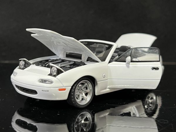 マツダ ロードスター 1/32 ミニカー H155 ホワイト_画像8