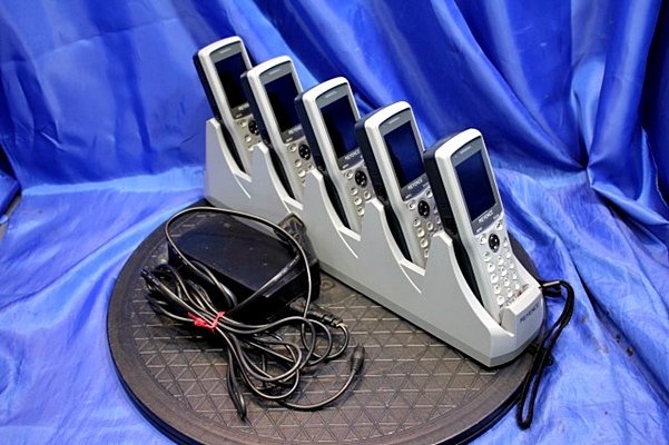 KEYENCE キーエンス バーコードハンディターミナル △BT-1000W×5台+5連充電ユニット BT-UC15一式▽