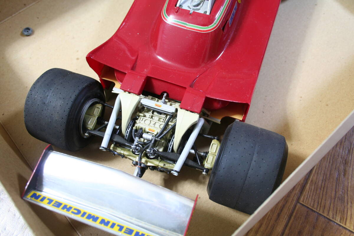 タミヤ　1/12　ビッグスケールシリーズ№.23　フェラーリ312T4　　塗装完成品 　箱・説明書付き_画像6