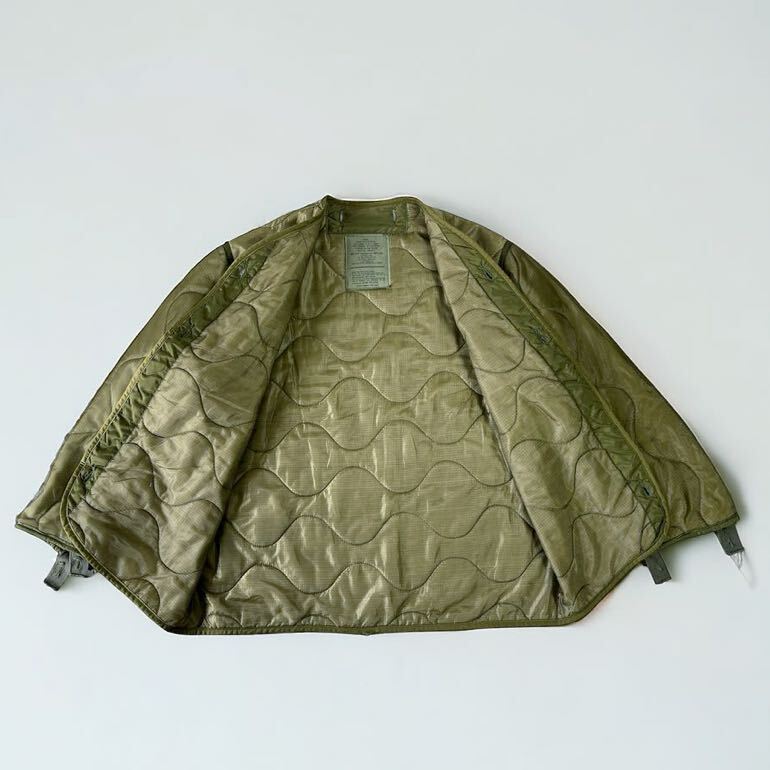 アメリカ購入 87年 DLA官給品 M65 ライナー US ARMY 実物 キルティング ジャケット 80's VINTAGE 輸入 古着 S 米軍 FIELD JACKET LINERの画像2