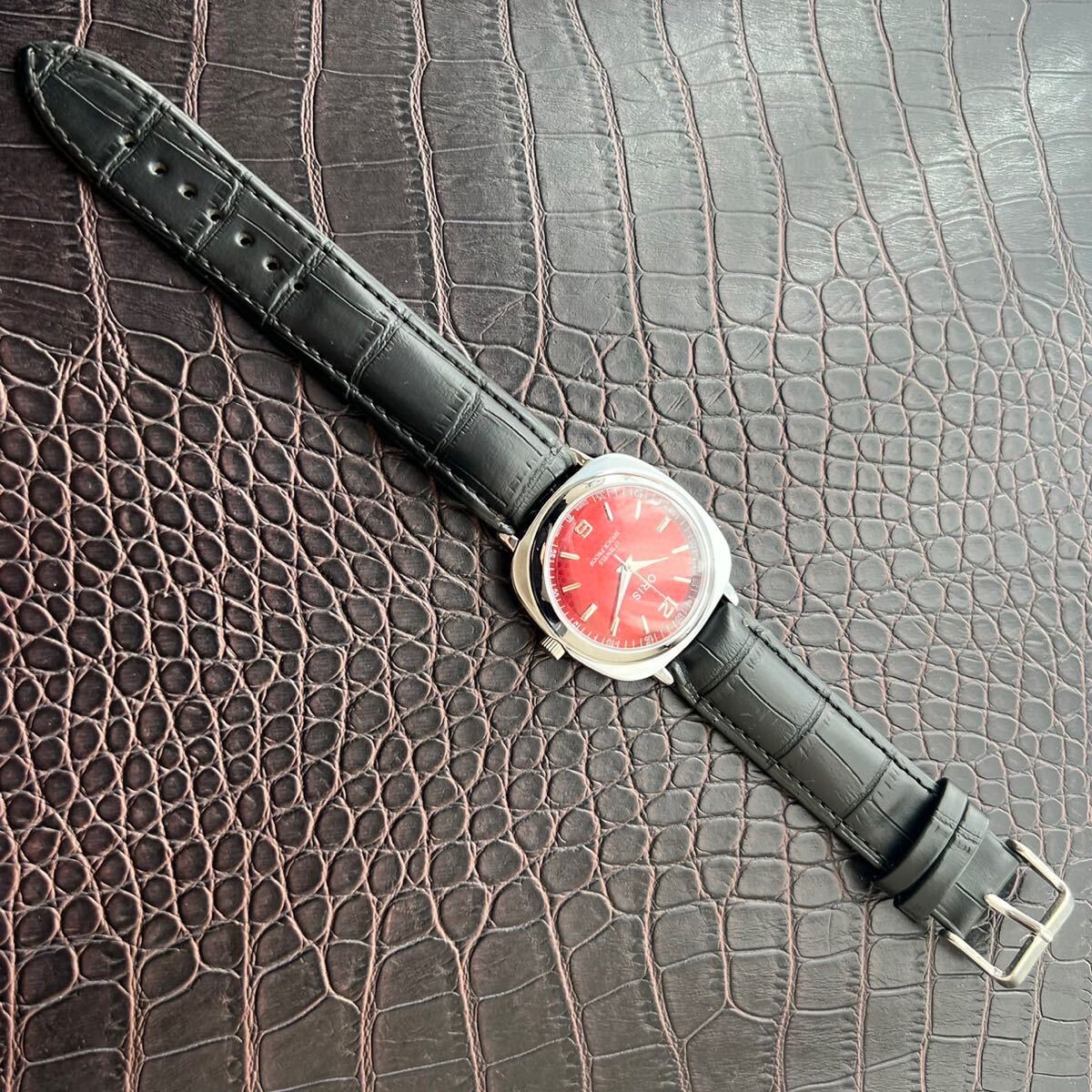 【お値下げ歓迎】オリス ORIS ビンテージ 機械式 手巻き ウォッチ 腕時計 メンズ 中古 アンティーク 動作良好 ディズニー ミッキー NO.712の画像2