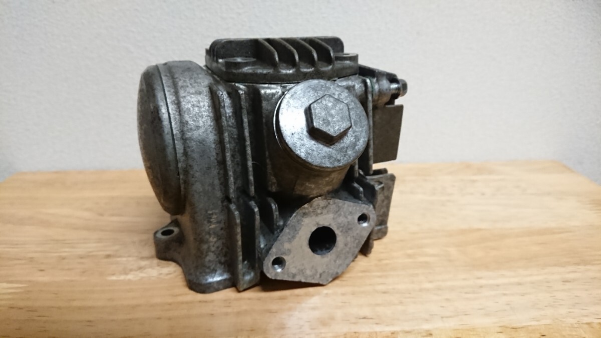 Yahoo!オークション - 12v 純正 シリンダーヘッド 欠品なし Yahoo!オークション - 12v 純正 シリンダーヘッド 欠品なし