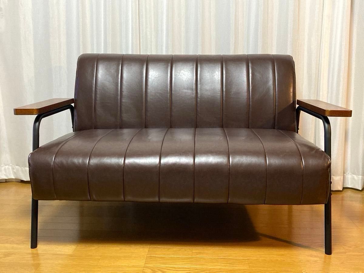 お値下げ中 ニトリ合成皮革二人用ソファー - 2人掛けソファ お値下げ中 ニトリ合成皮革二人用ソファー - 2人掛けソファ