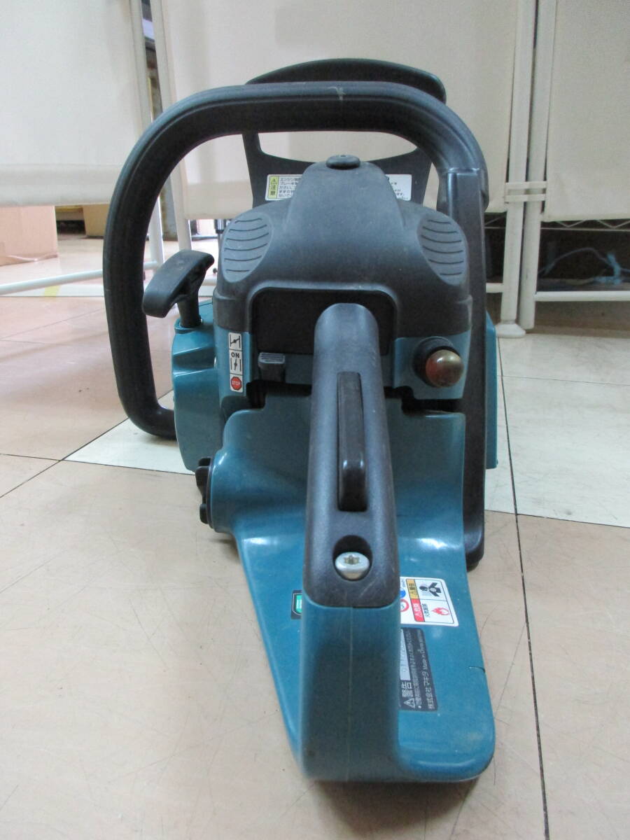 T3-47　makita(マキタ)　エンジンチェンソー 【MEA3201M】 チェーンソー　電動工具_画像3