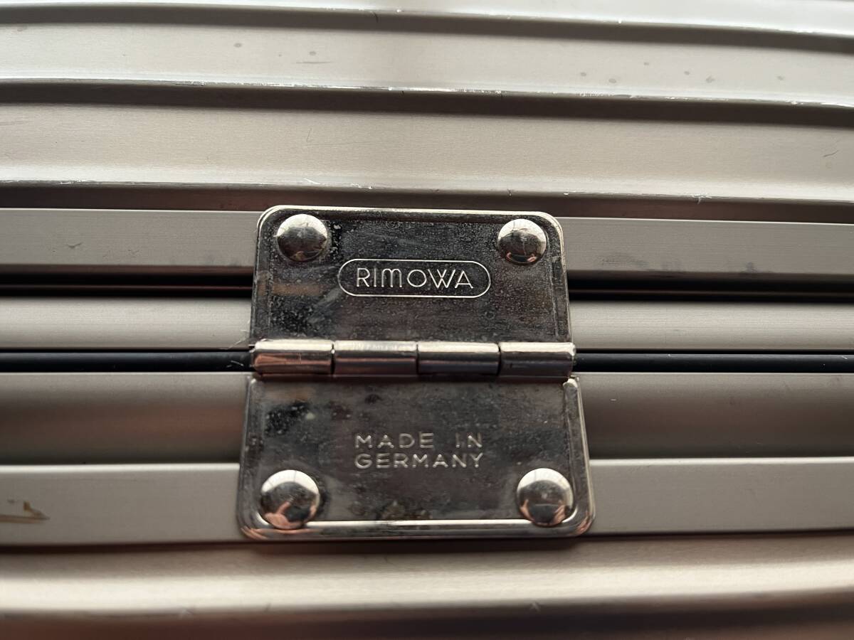 ☆ 最大級 98L RIMOWA TOPAS PREMIUM TITANIUM MULTIWHEEL リモワ トパーズ プレミアム チタニウム 920.77.03.4 リモア スポーツ トランク_画像5